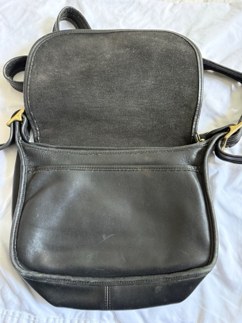 Vintage Coach Patricia Legacy 9951 Black Leather Flap Crossbody Bag USA - Picture 2 of 8